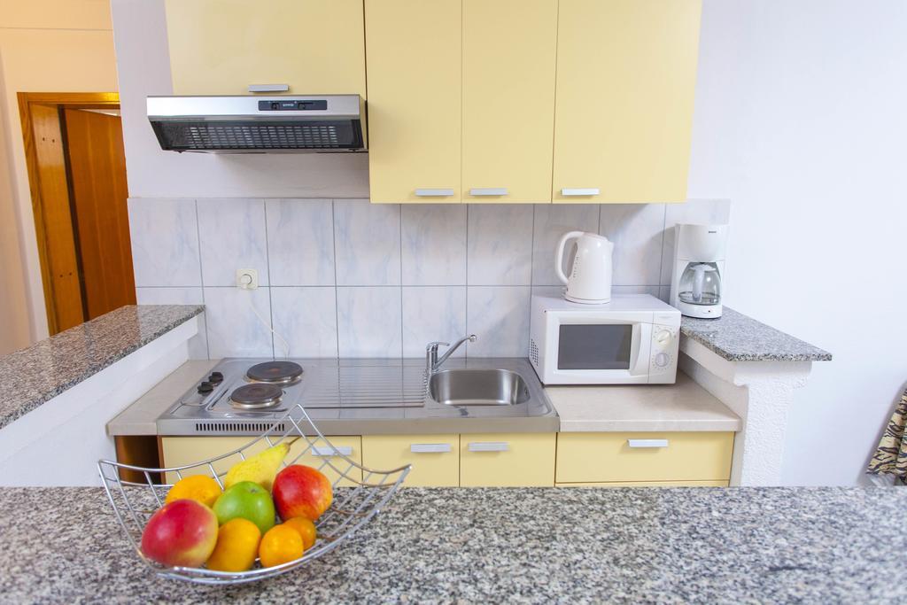 Apartments Villa Jukic Makarska Quarto foto