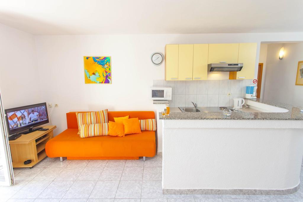 Apartments Villa Jukic Makarska Quarto foto