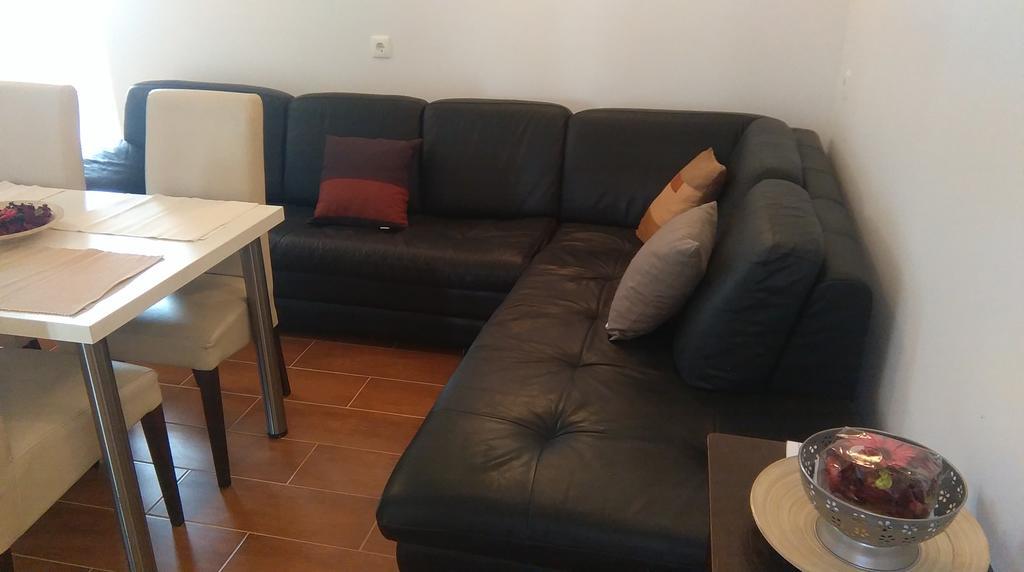 Apartments Villa Jukic Makarska Exterior foto